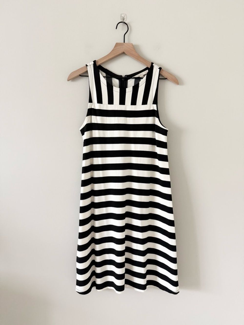 LOFT Sleeveless Black and White Striped A-Line Stretch Knit Dress Size M Petite